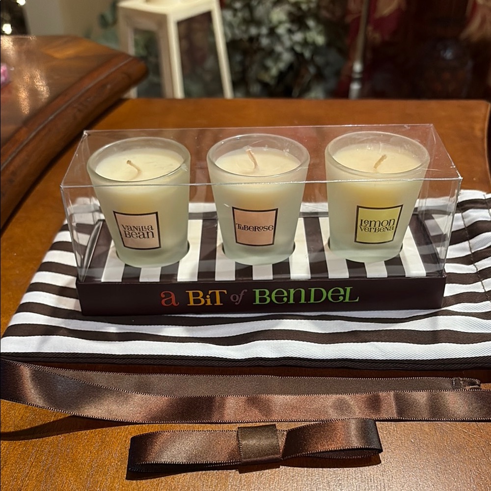 Henri a bit of Bendel 3 votive candles new